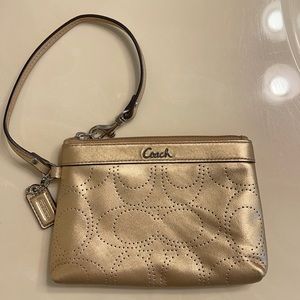Coach Wristlet (authentic)
